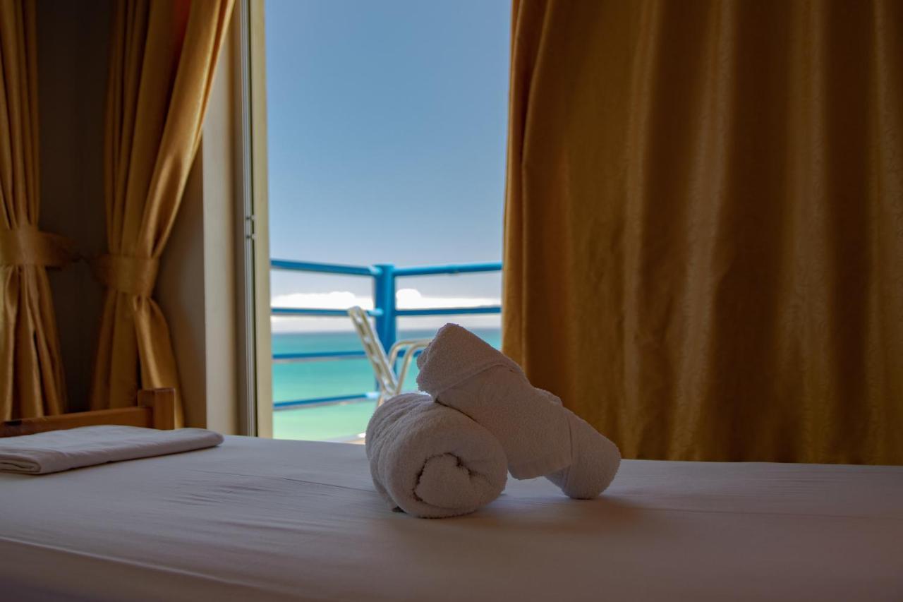 De La Plage Hotel Koroni エクステリア 写真