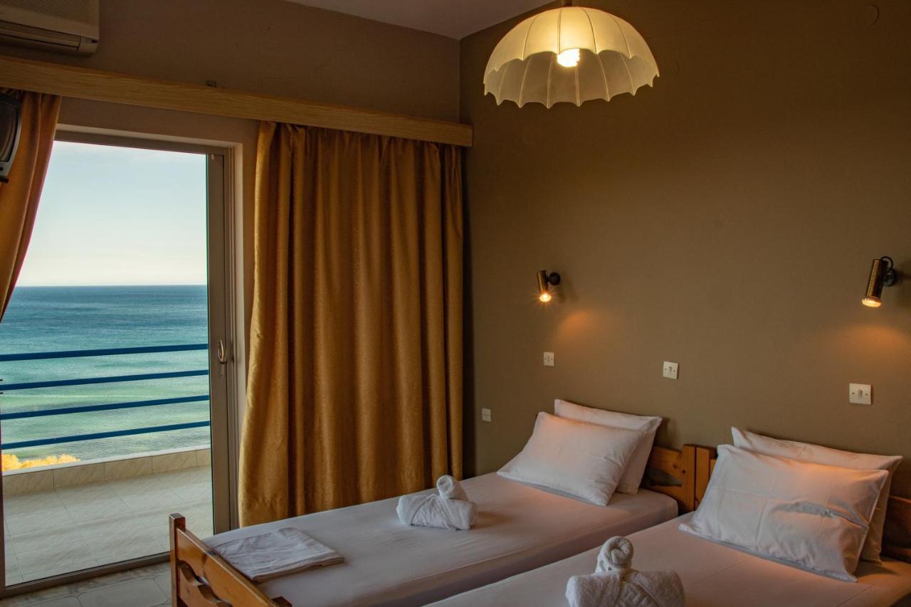 De La Plage Hotel Koroni エクステリア 写真