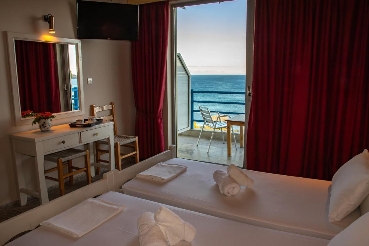 De La Plage Hotel Koroni エクステリア 写真
