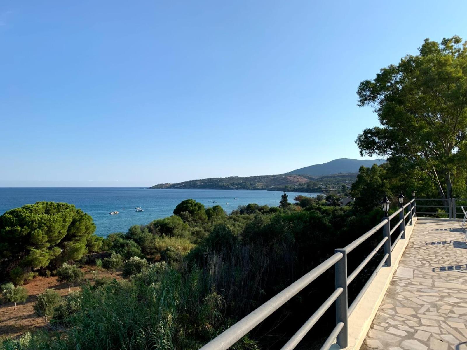 De La Plage Hotel Koroni エクステリア 写真